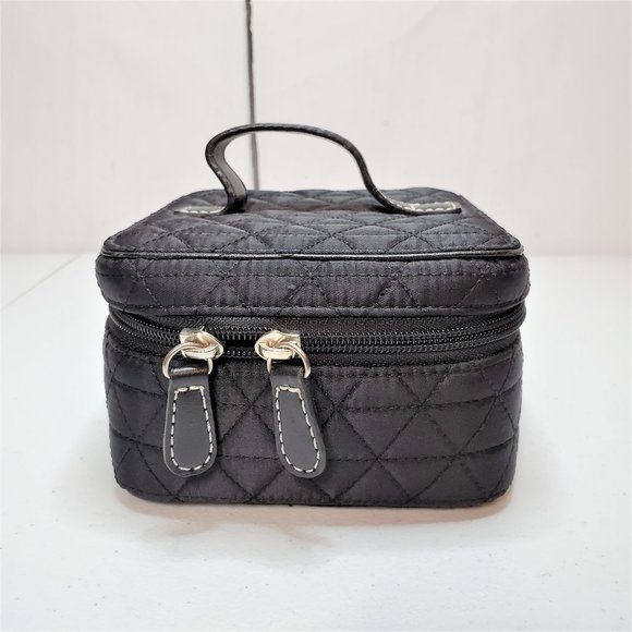 LOFT Other - Ann Taylor Loft Quilted Jewelry Travel Caddy Case
